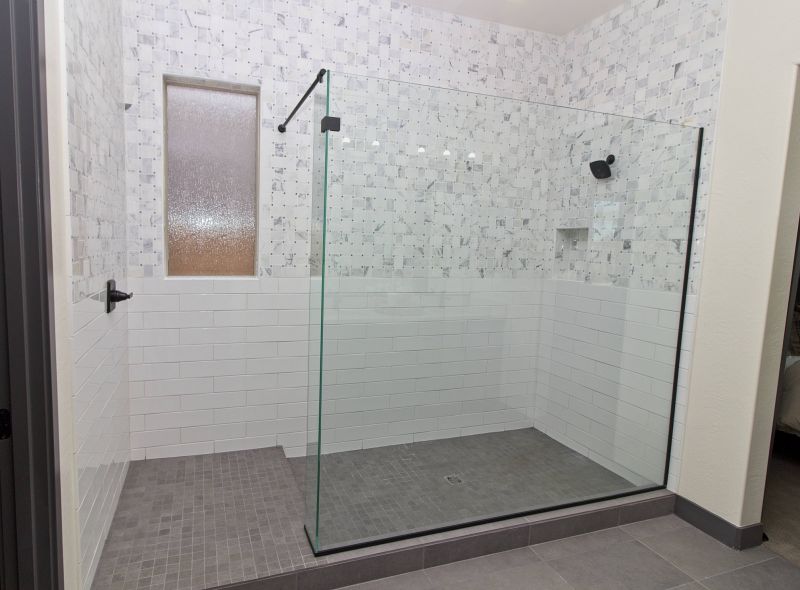 Minimalist Walk-in Shower